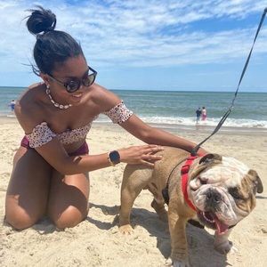 Meet your Posher, Carli